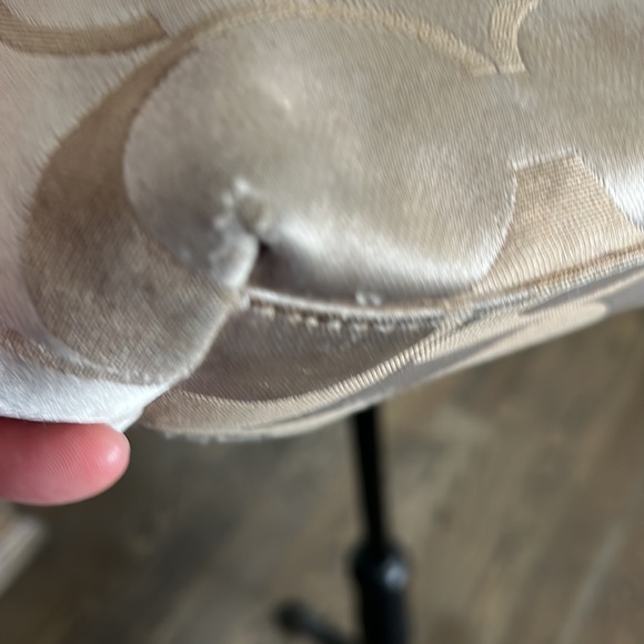 Coach handbag. 16 x14. - Picture 3 of 4